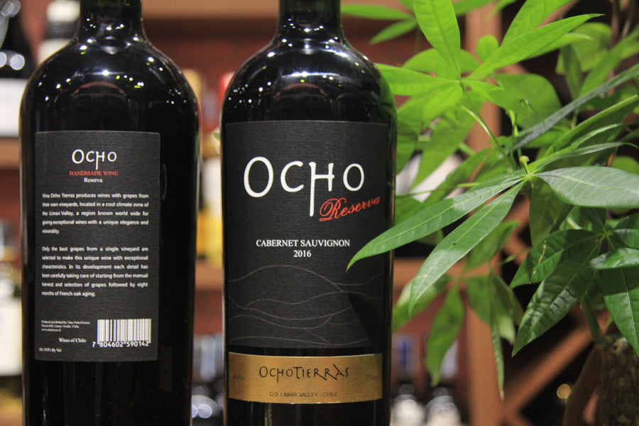Rượu vang Ocho Reserva.