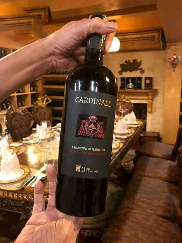 Rượu vang Ý Cardinale